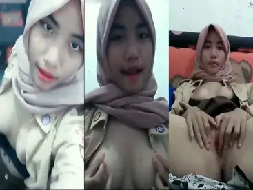 Bokep Jilbab Andini Main Solo Bikin Birahi Kasur