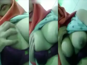 Bokep Jilbab Ukhti Toket Gede Bulat Menggoda